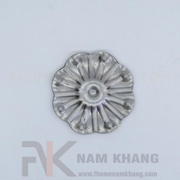 Hoa thép dập hình bông mai 6cm HLS-039 - Ảnh 2