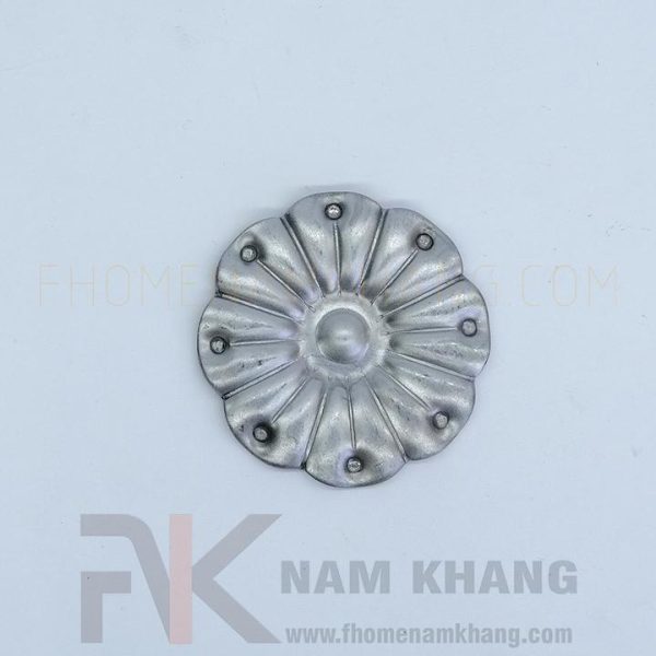 Hoa thép dập hình bông mai 6cm HLS-039
