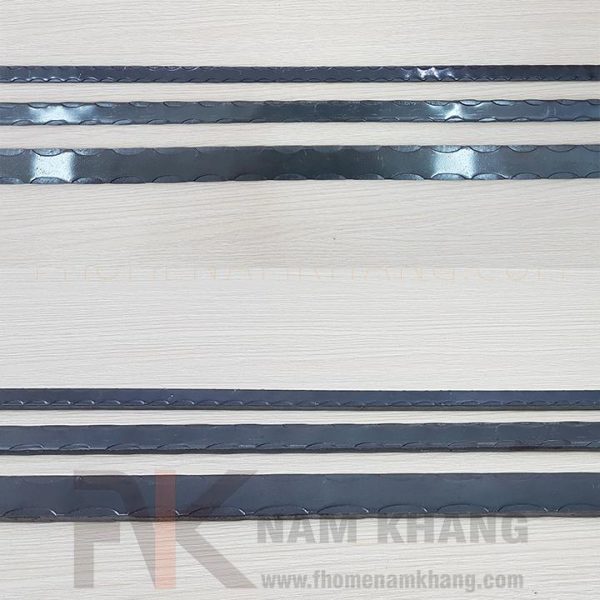 Sắt mỹ thuật Thép La cán cạnh TCC-002