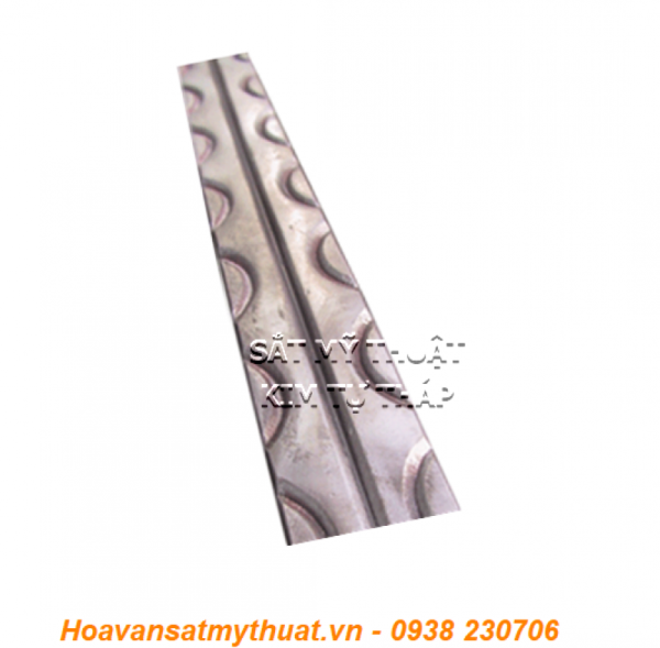 Phụ kiện sắt Pla Lập Là cán dập hoa văn TCH-004