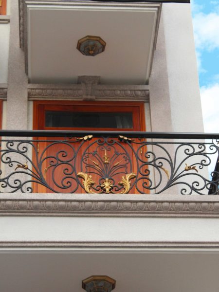 mau-ban-cong-sat-my-thuat (30)