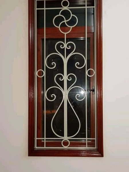 mau-cua-so-sat-my-thuat (2)