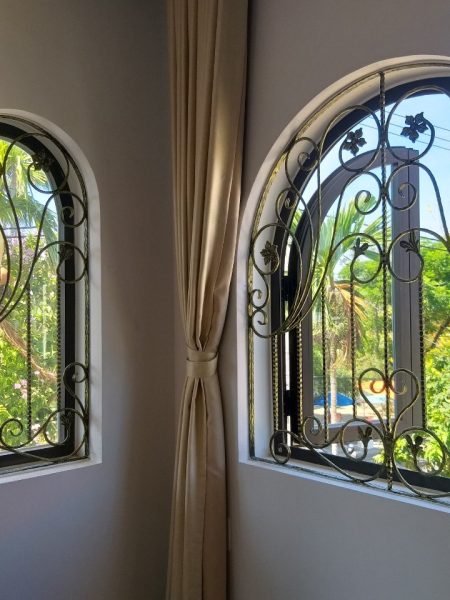 mau-cua-so-sat-my-thuat (38)