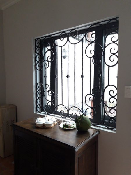 mau-cua-so-sat-my-thuat (53)